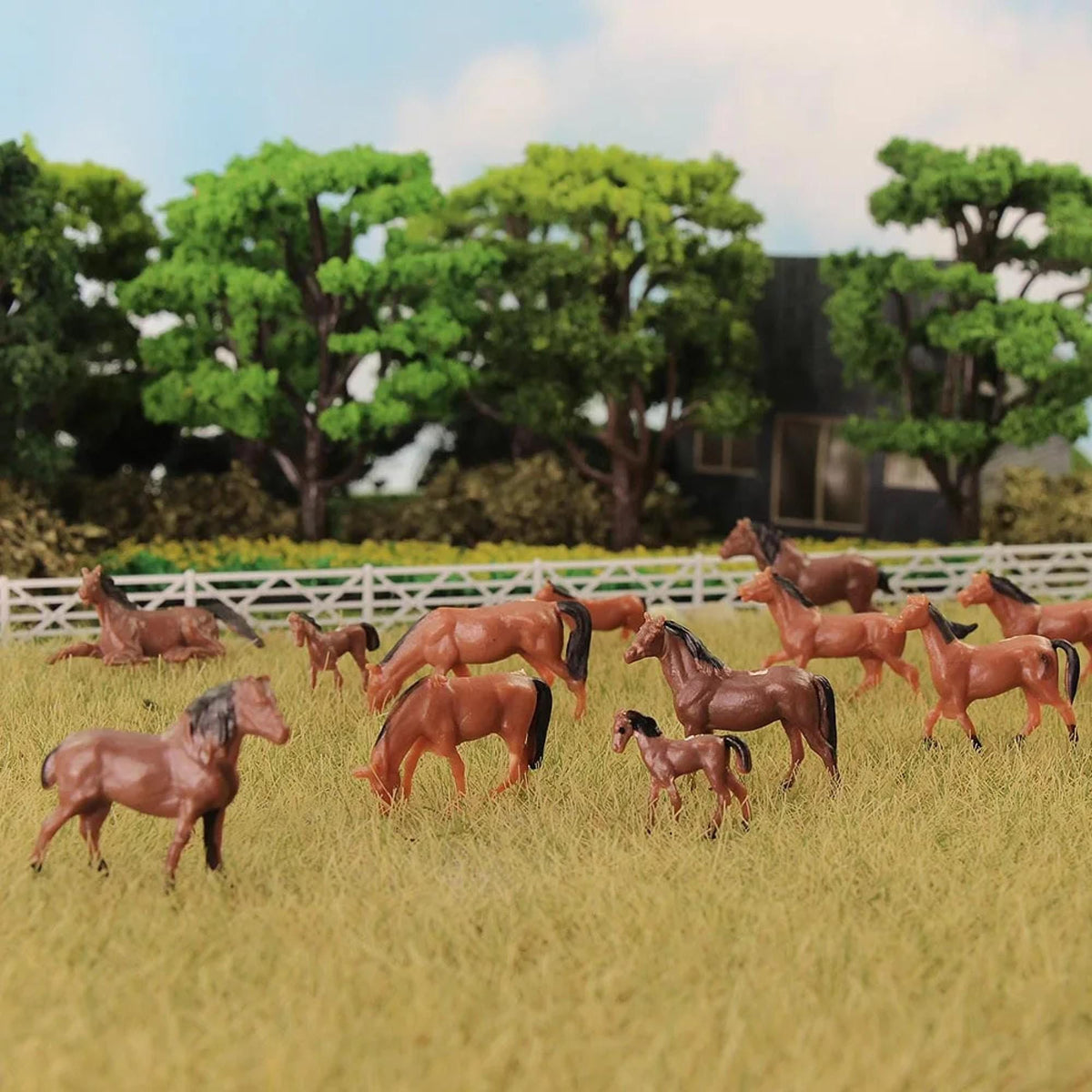30pcs Ho Scale 1:87 Painted Model Brown Horse Figures Farm Animals Scenery Layout