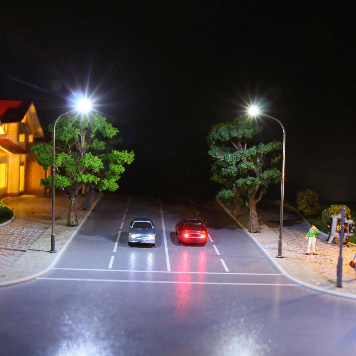 4pcs N Scale 1:160 Lighted Model Cars Head Rear Lights 12V Train Layout