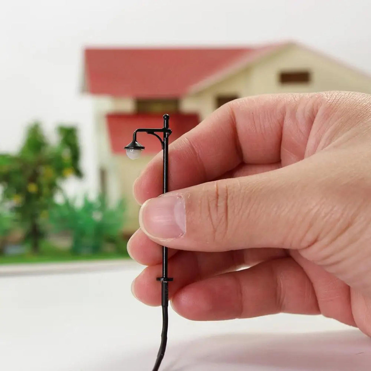 10pcs N Scale Street Lamp Posts 1:160 Warm LED Model Train Layout Lights